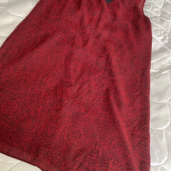 BCBG - Burgundy Wine Floral Shift Dress - Picture 2 of 5